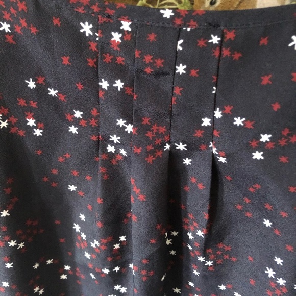 Talula Aritzia Navy Blue Flower Camisole tank - Picture 7 of 11